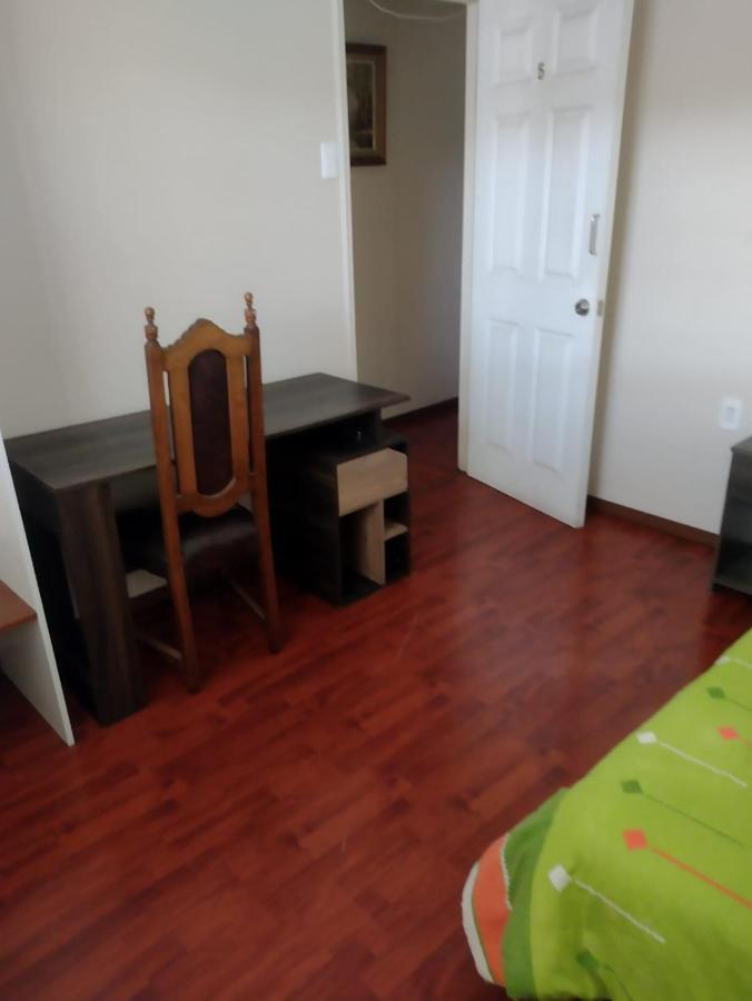 מלון סנטיאגו Hostal Ines מראה חיצוני תמונה